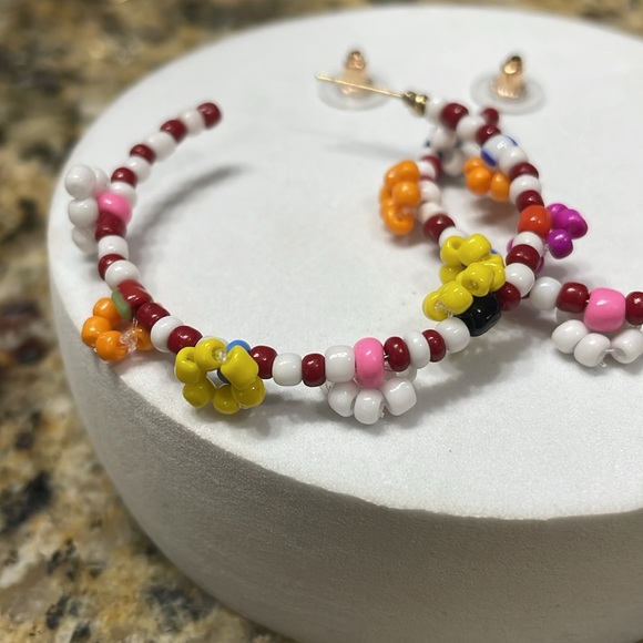 Zara Colorful Beaded Flower Hoop Earrings - Picture 8 of 11